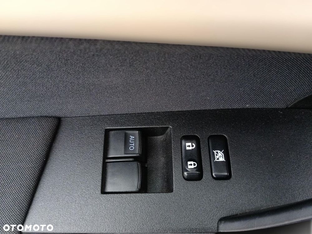 Toyota Corolla 1.6 Premium EU6 - 14