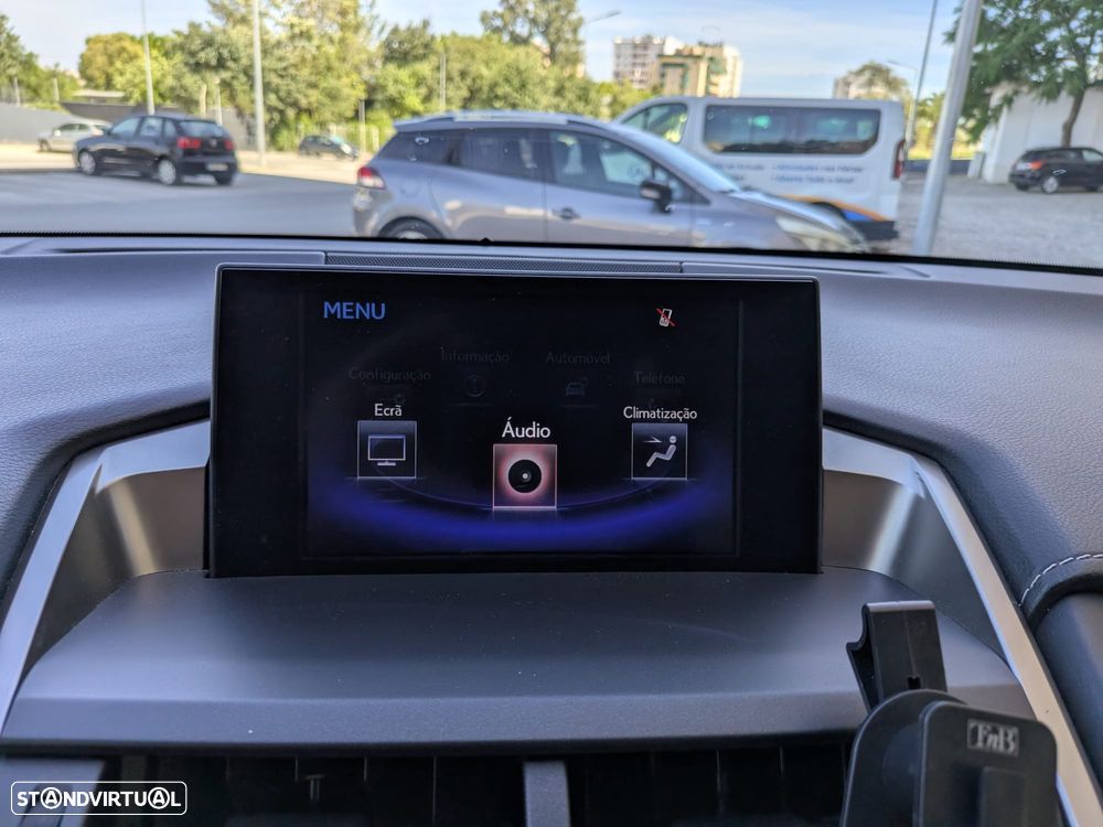 Lexus NX 300h Executive+ - 15