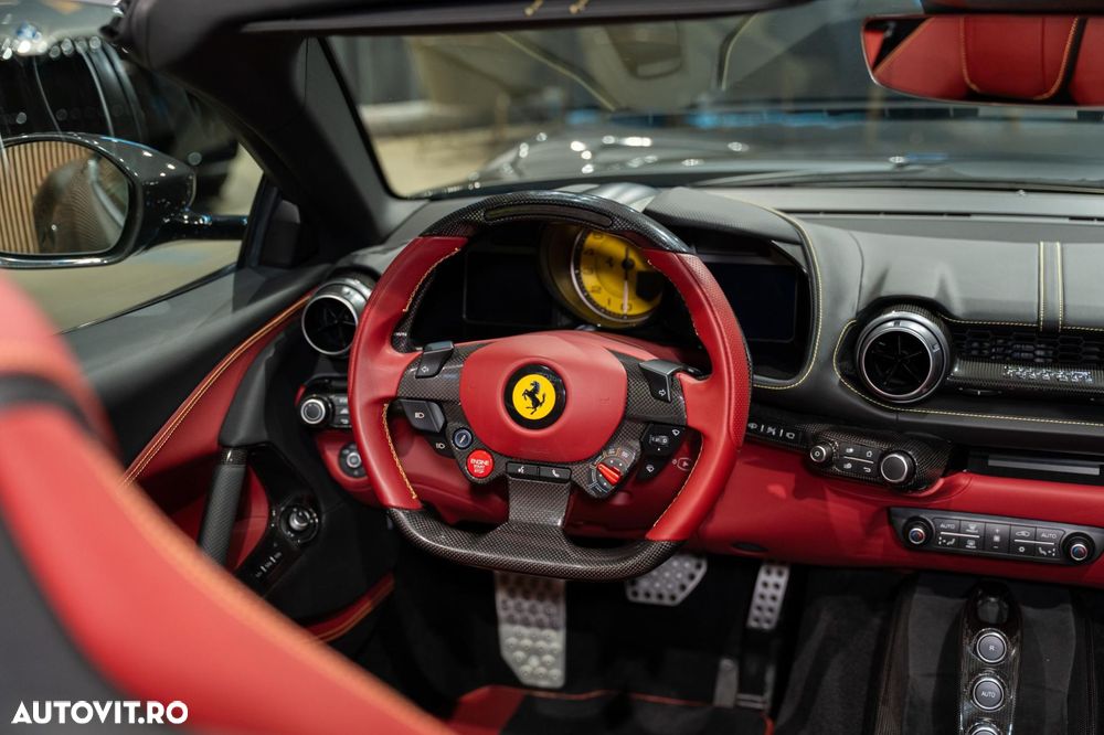 Ferrari 812 - 26