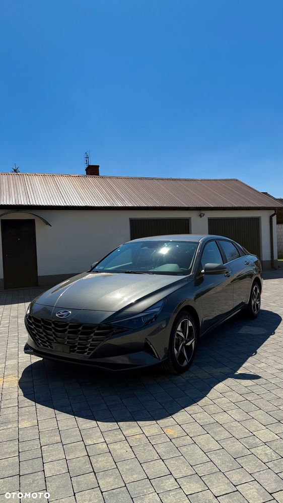 Hyundai Elantra 1.6 Executive CVT - 4