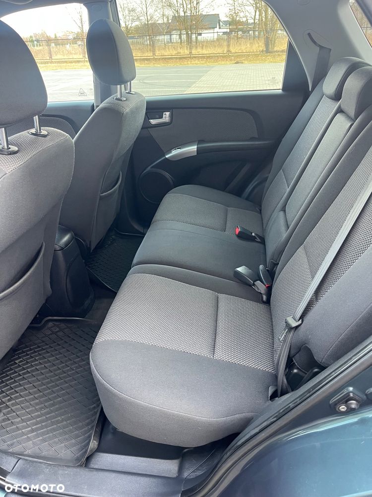 Kia Sportage 2.0 d Freedom 2WD - 25