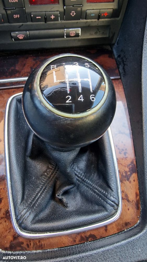 Audi A4 1.8 T quattro - 25