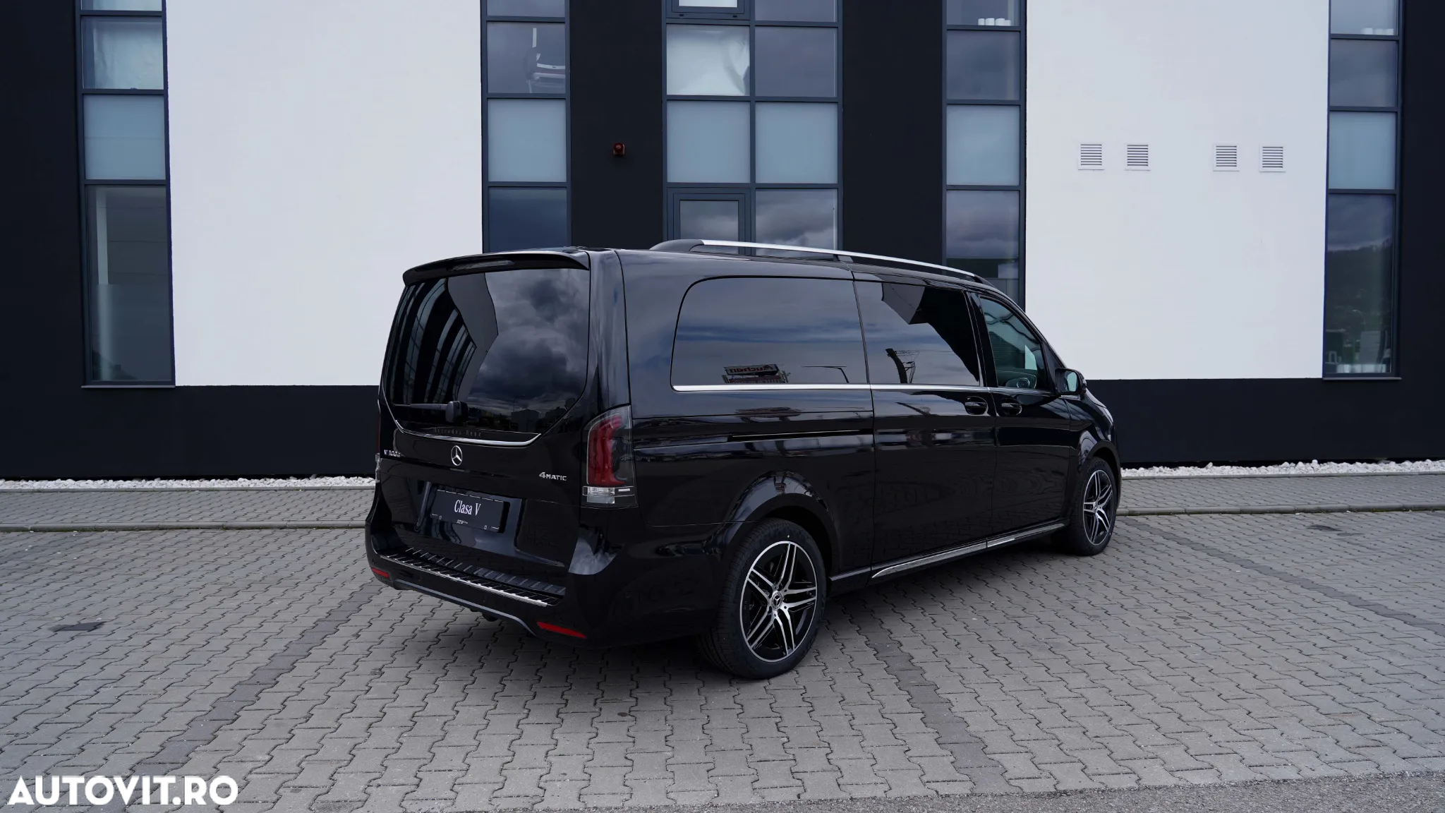 Mercedes-Benz V 300 d Combi Lung 237 CP AWD 9AT AVANTGARDE EDITION - 5