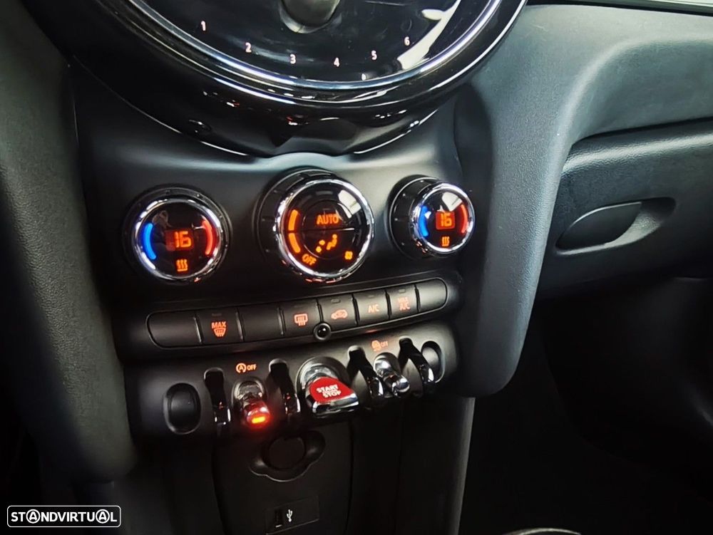 MINI 3 Portas Cooper Sport Edition Auto - 23