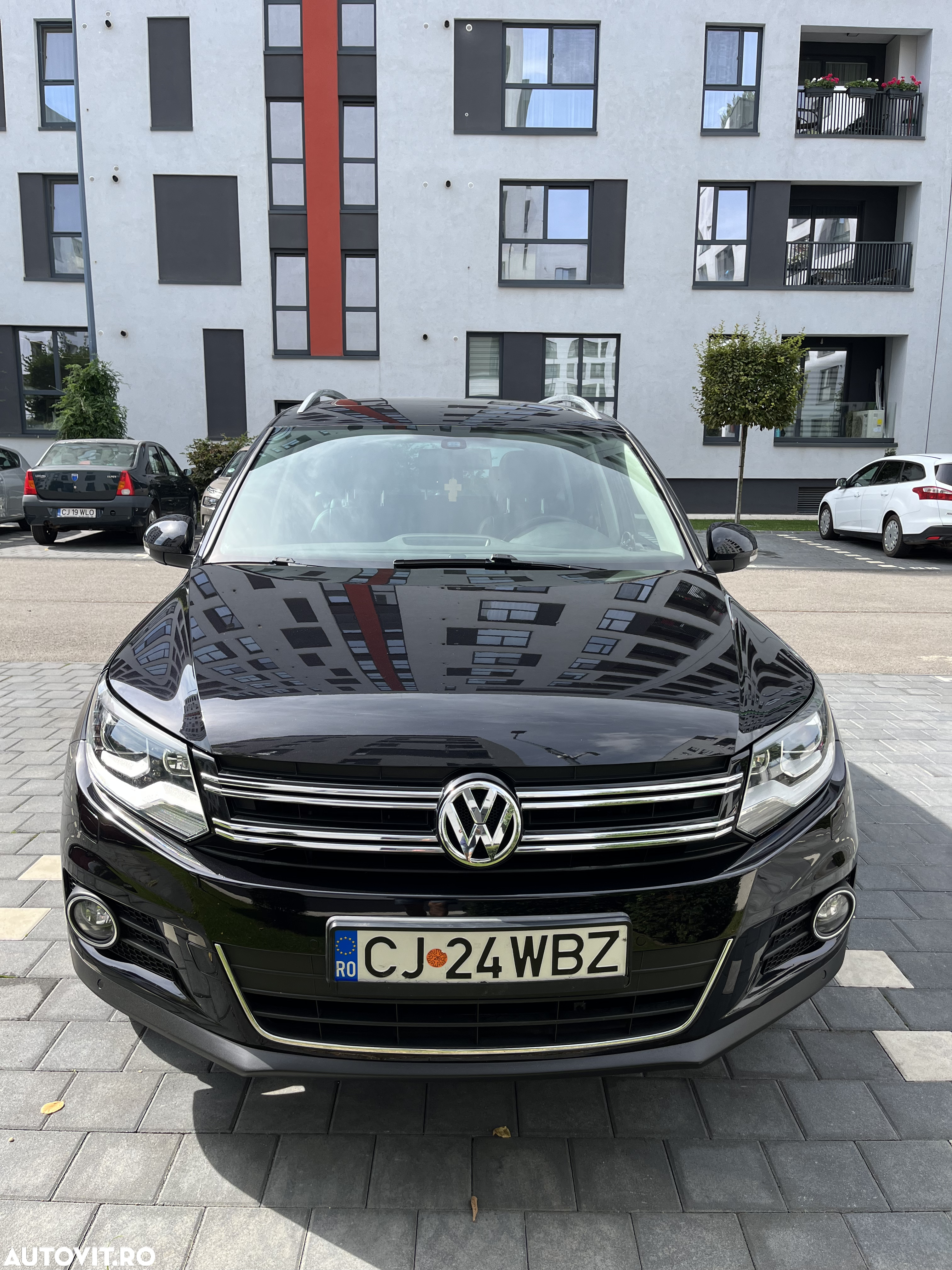 Volkswagen Tiguan 2.0 TDI 4Motion DSG Sport & Style - 18