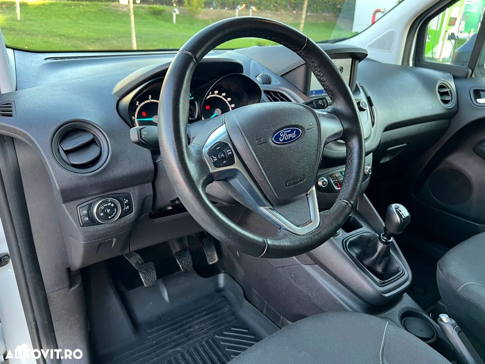 Ford Courier Van - 18