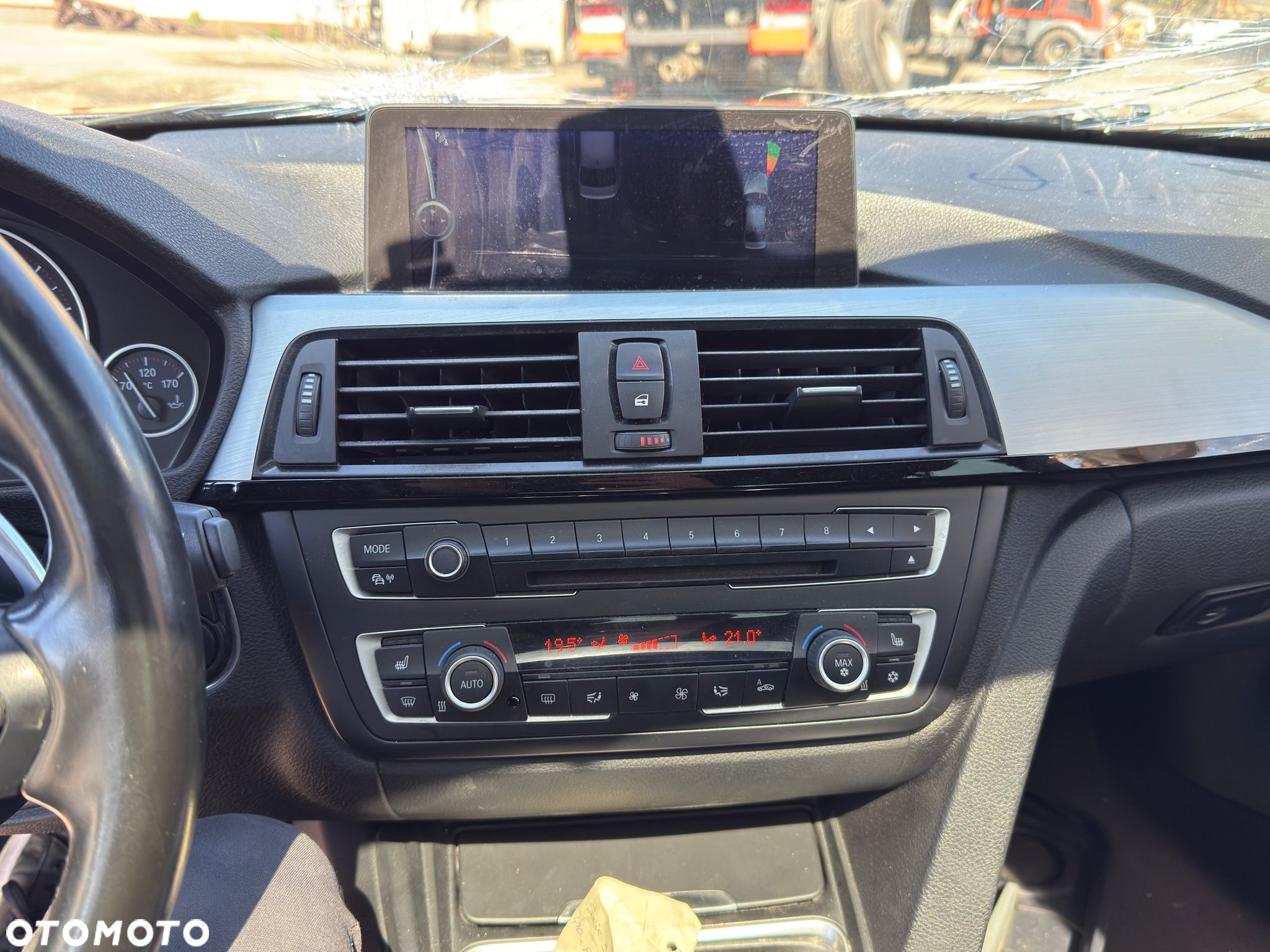 BMW Seria 3 - 18