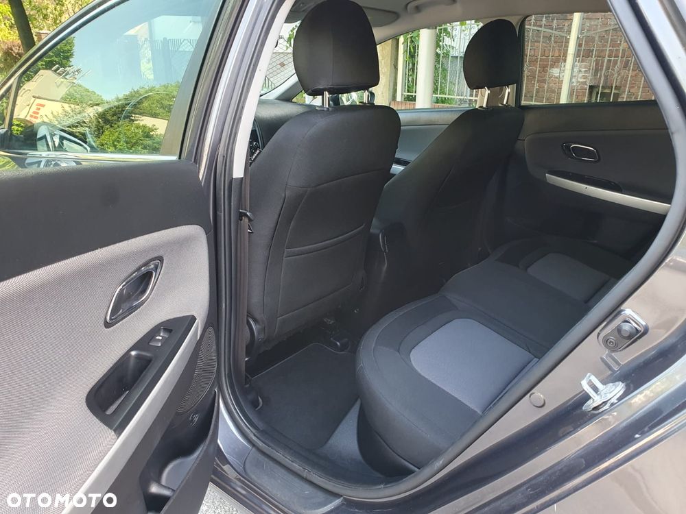 Kia Ceed 1.6 GDI XL - 12