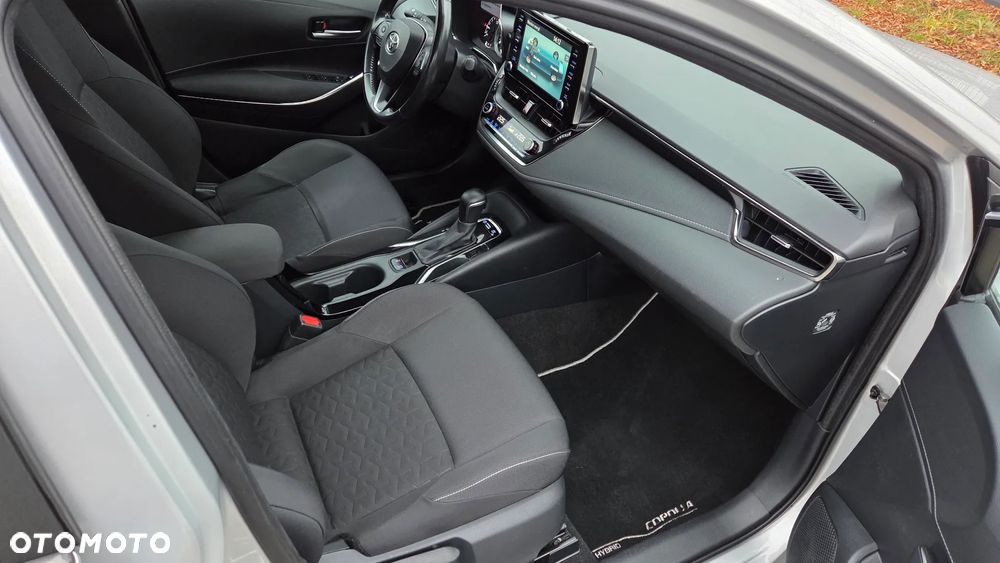 Toyota Corolla 1.8 Hybrid Executive - 9