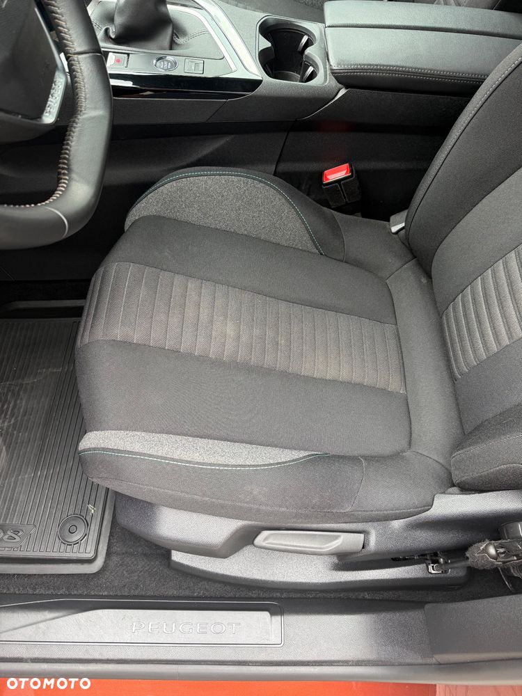 Peugeot 5008 - 20