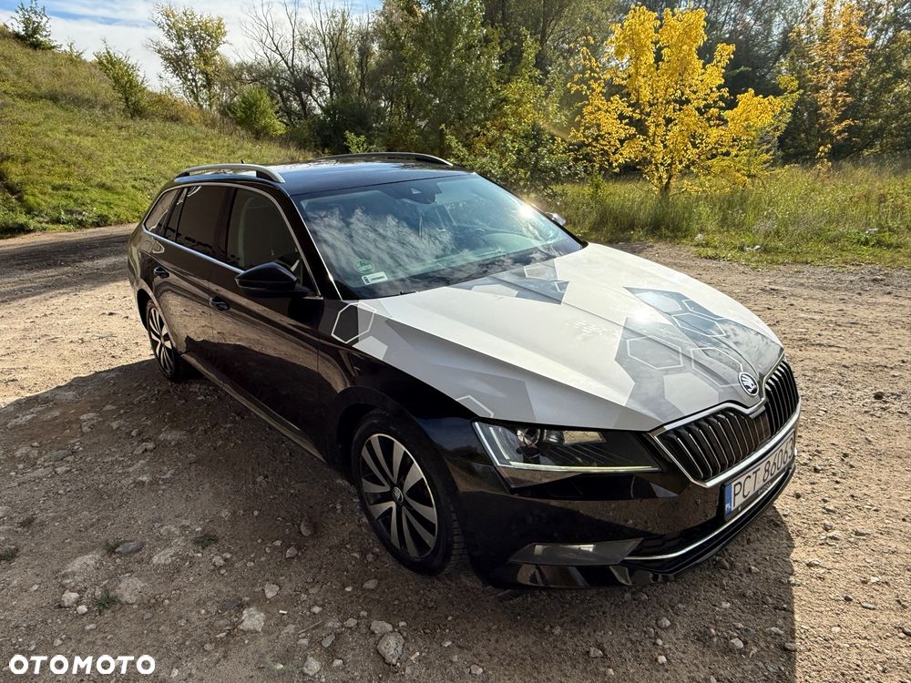 Skoda Superb 2.0 TDI DSG Premium Edition - 4