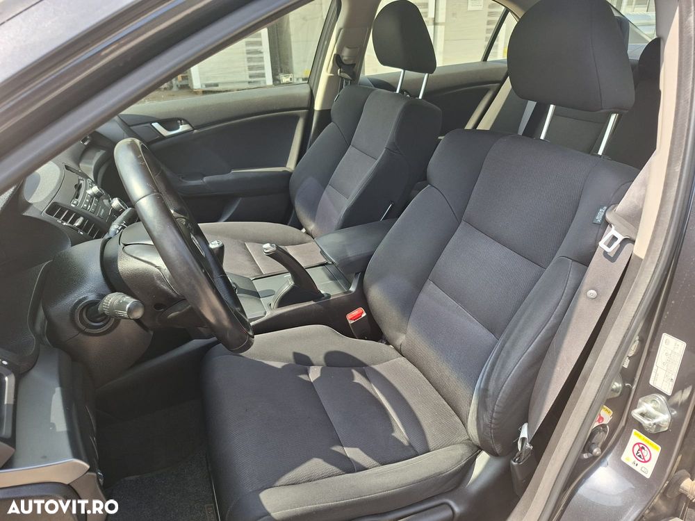 Honda Accord 2.0i Comfort - 12