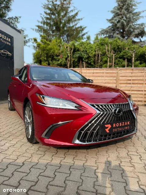 Lexus ES 300h Business Edition - 2