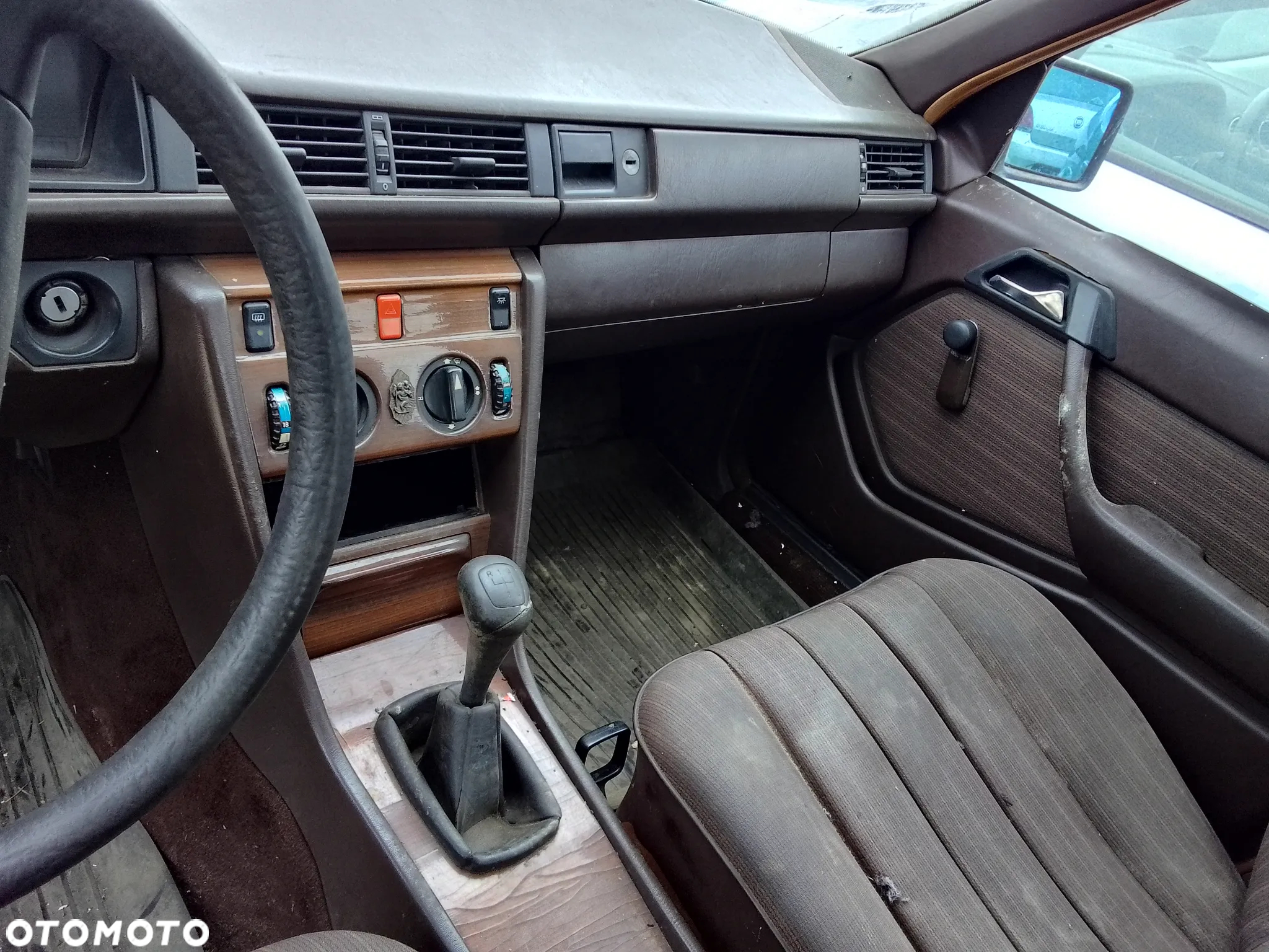 MERCEDES-BENZ W124 2.3E 1987R - CZĘŚCI !!! - 17