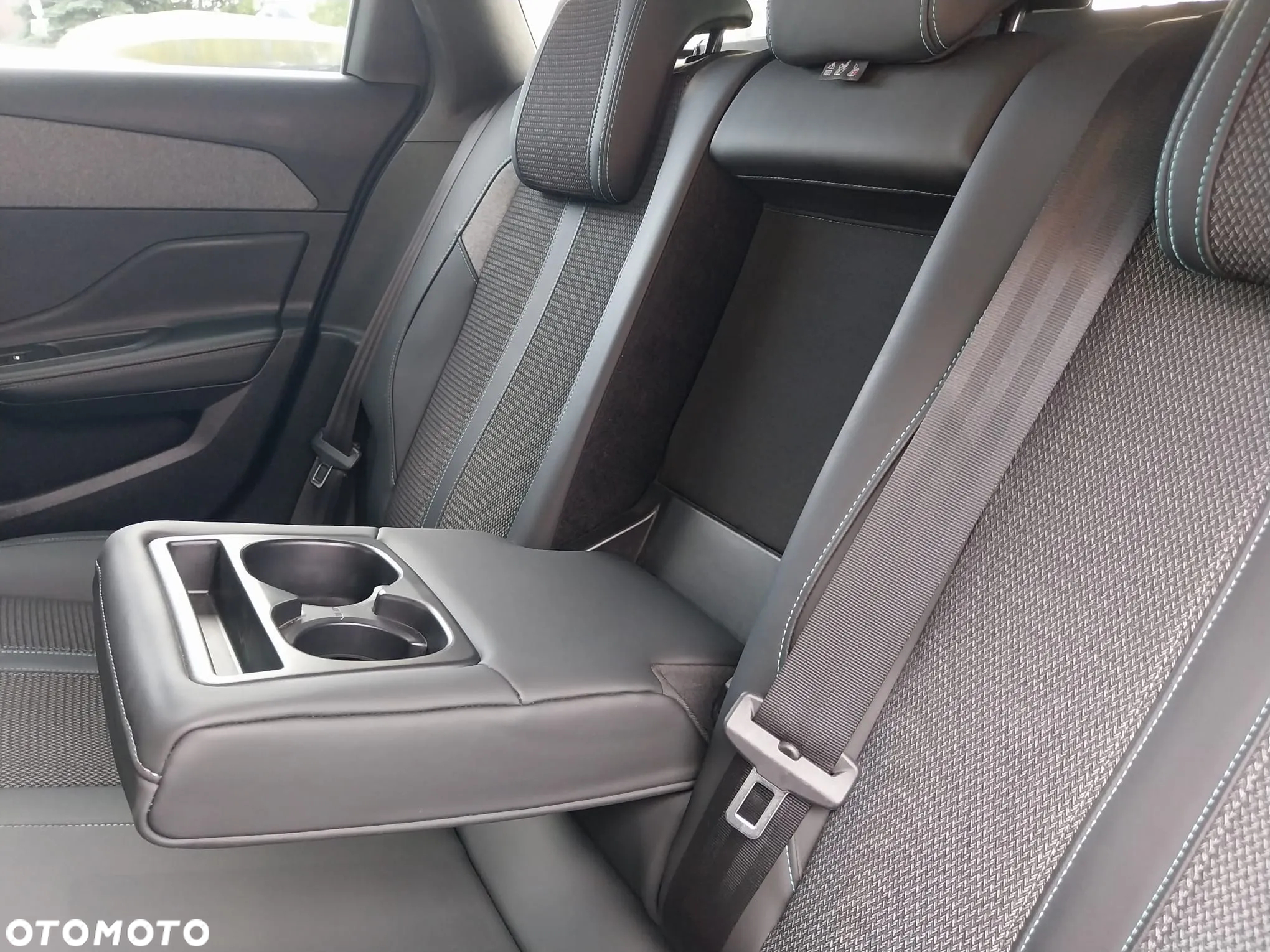 Peugeot 308 SW BlueHDi 130 EAT8 Stop & Start Allure Pack - 30
