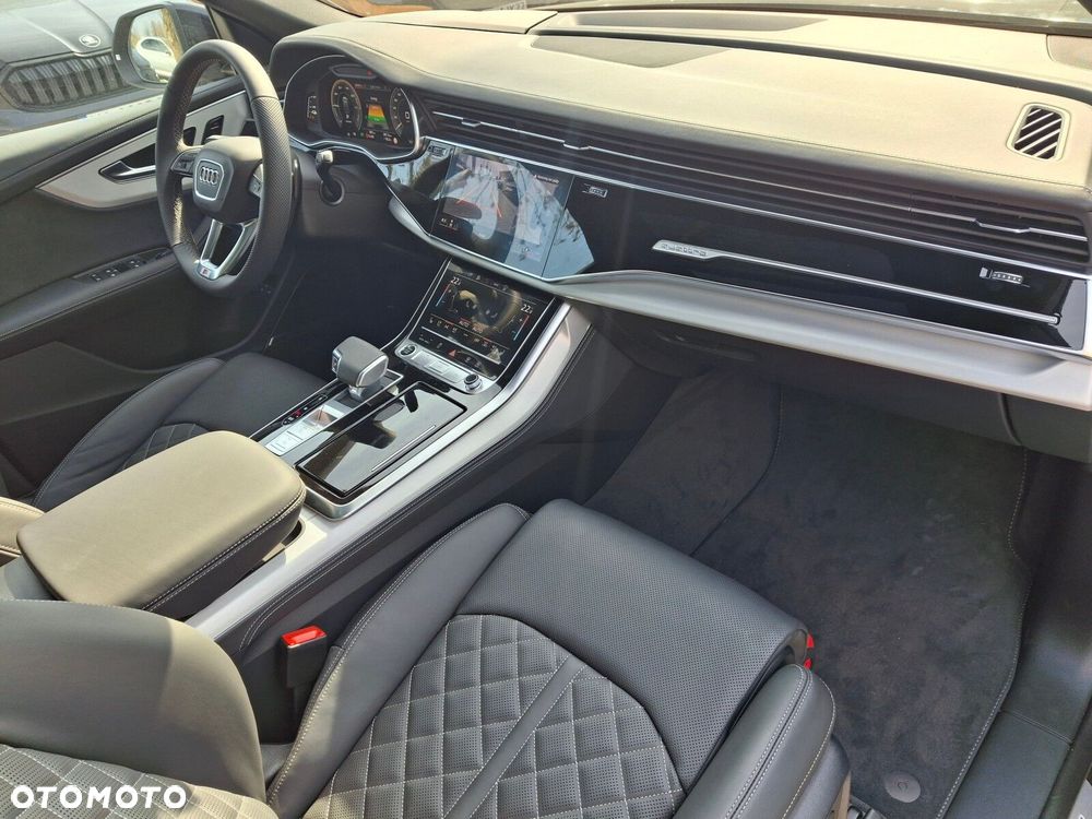 Audi Q8 - 20