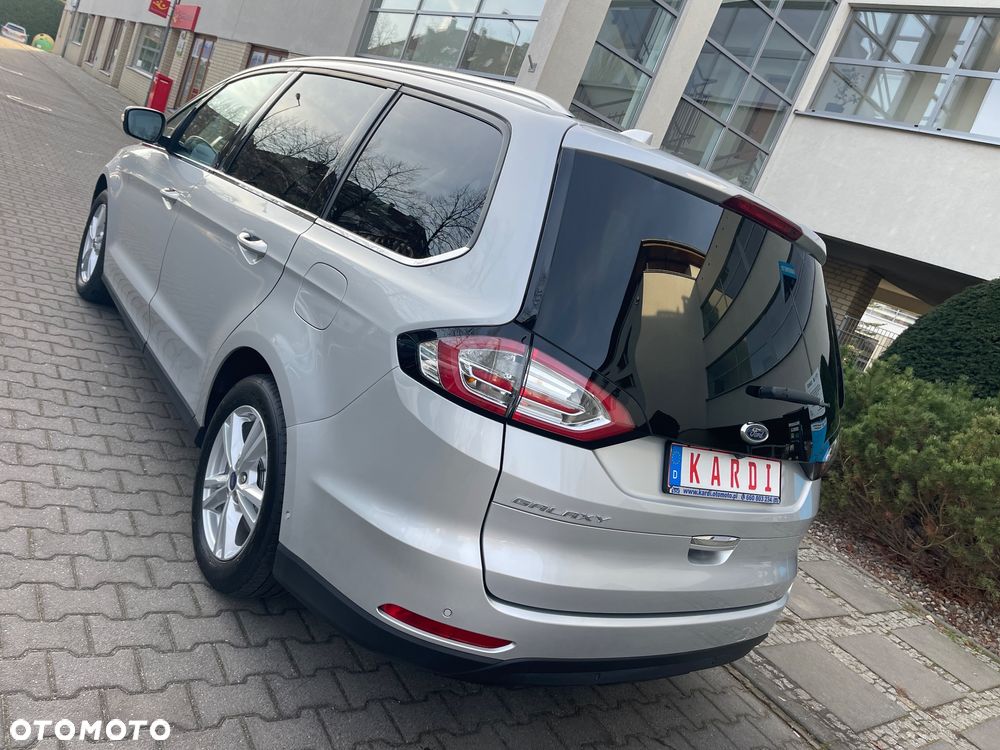 Ford Galaxy - 11