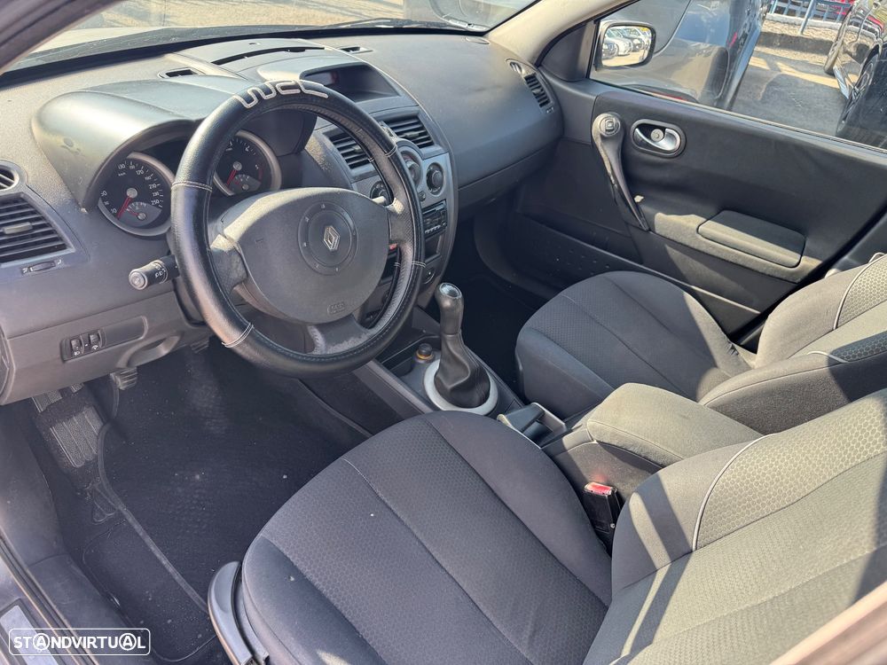 Renault Mégane 1.5 dCi Confort Authentique - 7