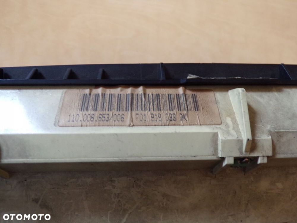 T4 TRANSPORTER 1.9 2.4D 91-95r LICZNIK ZEGARY 701919033DK - 3