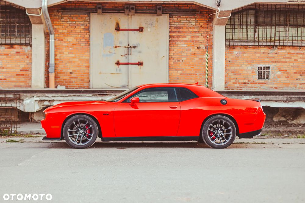 Dodge Challenger 5.7 R/T - 12