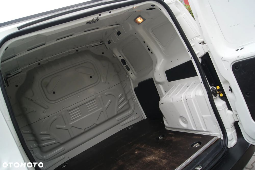 Fiat Fiorino - 13
