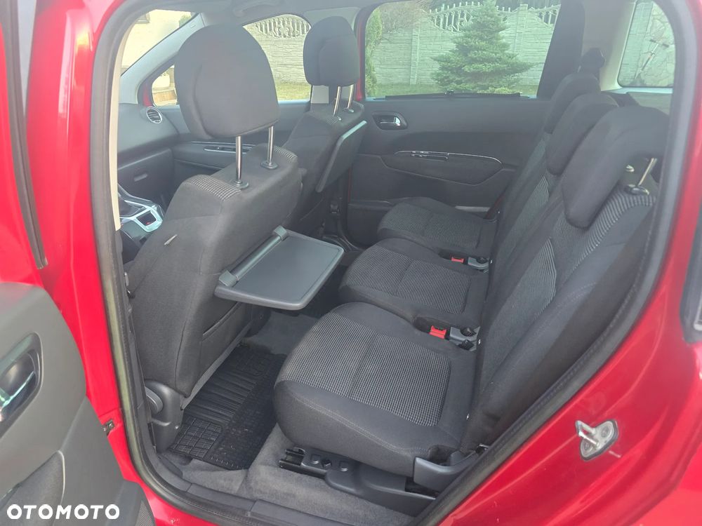 Peugeot 5008 1.6 HDi Premium - 10