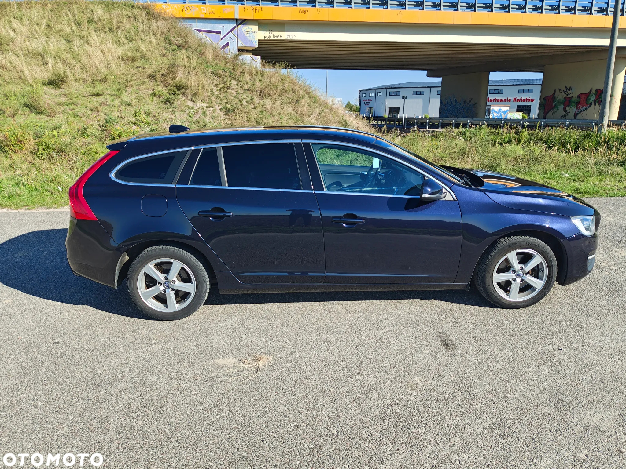 Volvo V60 D2 Momentum - 6