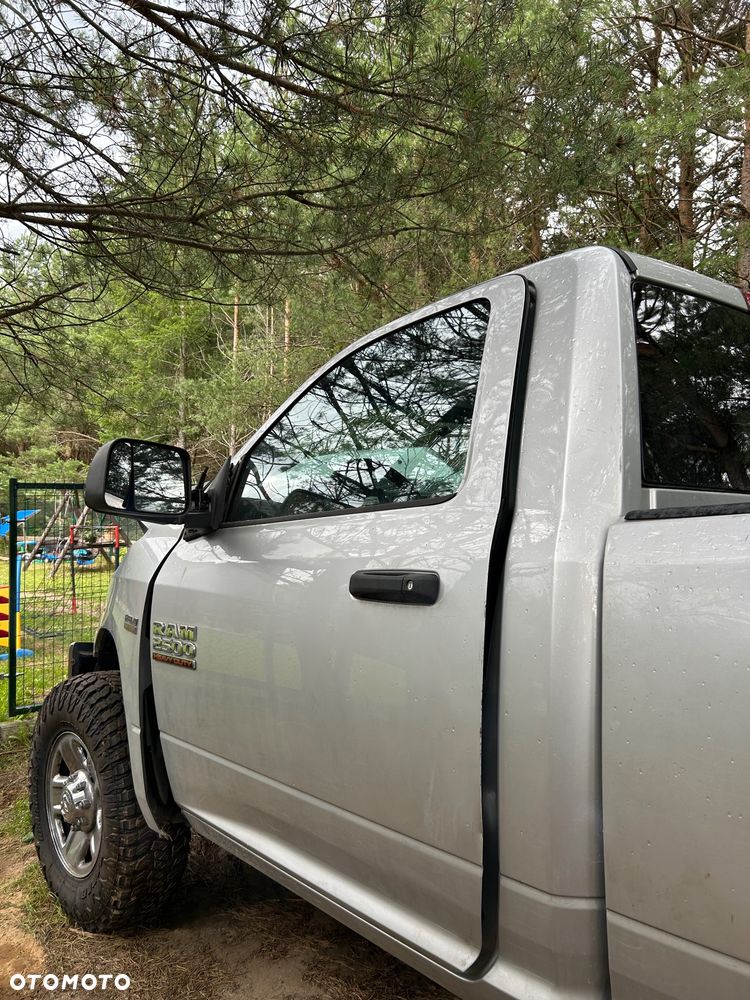 Dodge RAM - 2