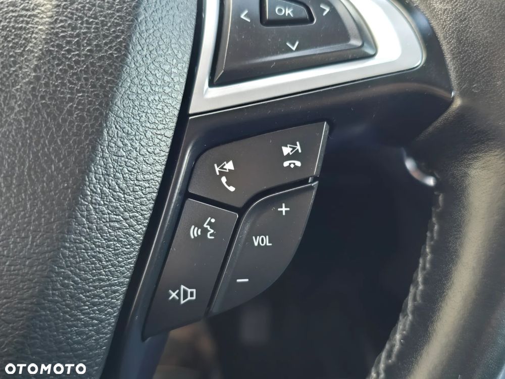 Ford S-Max 2.0 TDCi Titanium PowerShift - 39