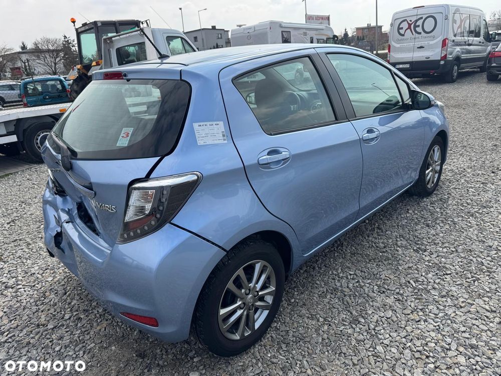 Toyota Yaris - 6