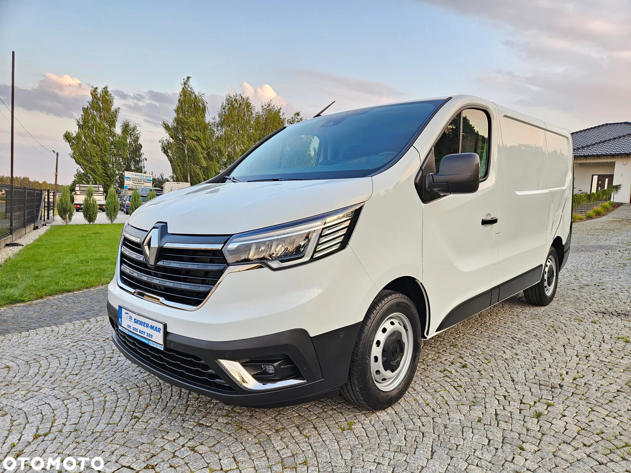 Renault *TRAFIC*L1H1*NOWY*MODEL*BOGATO*WYPOSAŻONY* - 2