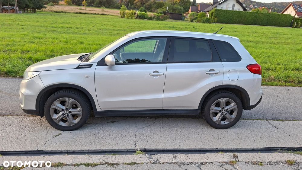Suzuki Vitara 1.6 DDiS (4x4) Allgrip Comfort - 5
