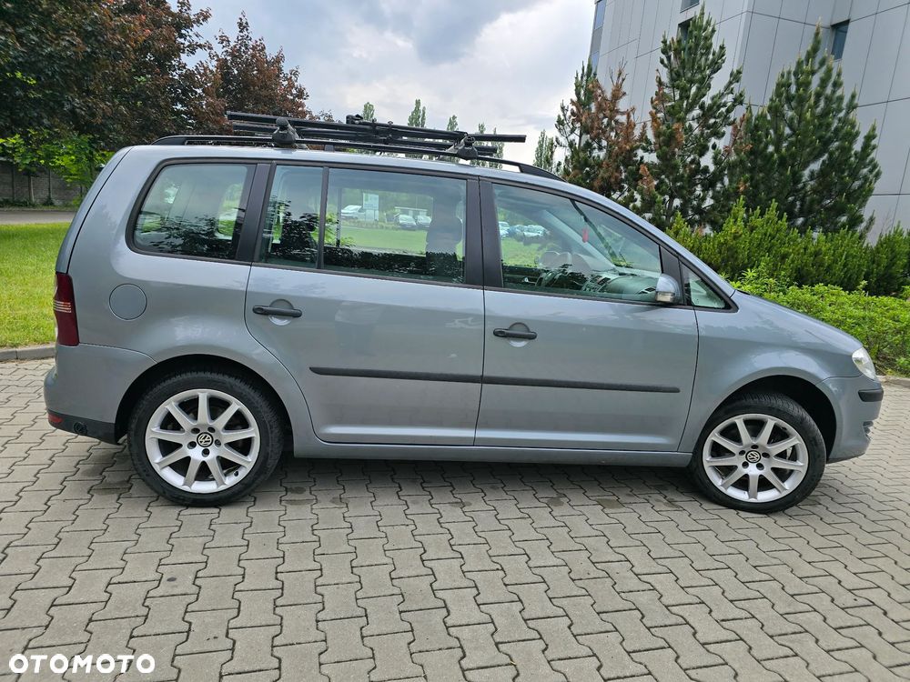 Volkswagen Touran 1.6 Basis - 14