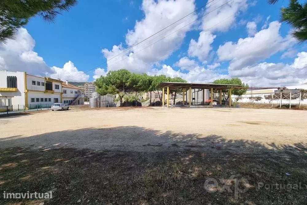 Oportunidade Única Terreno para Construção Habitação, Comercio Serviço - Grande imagem: 5/14