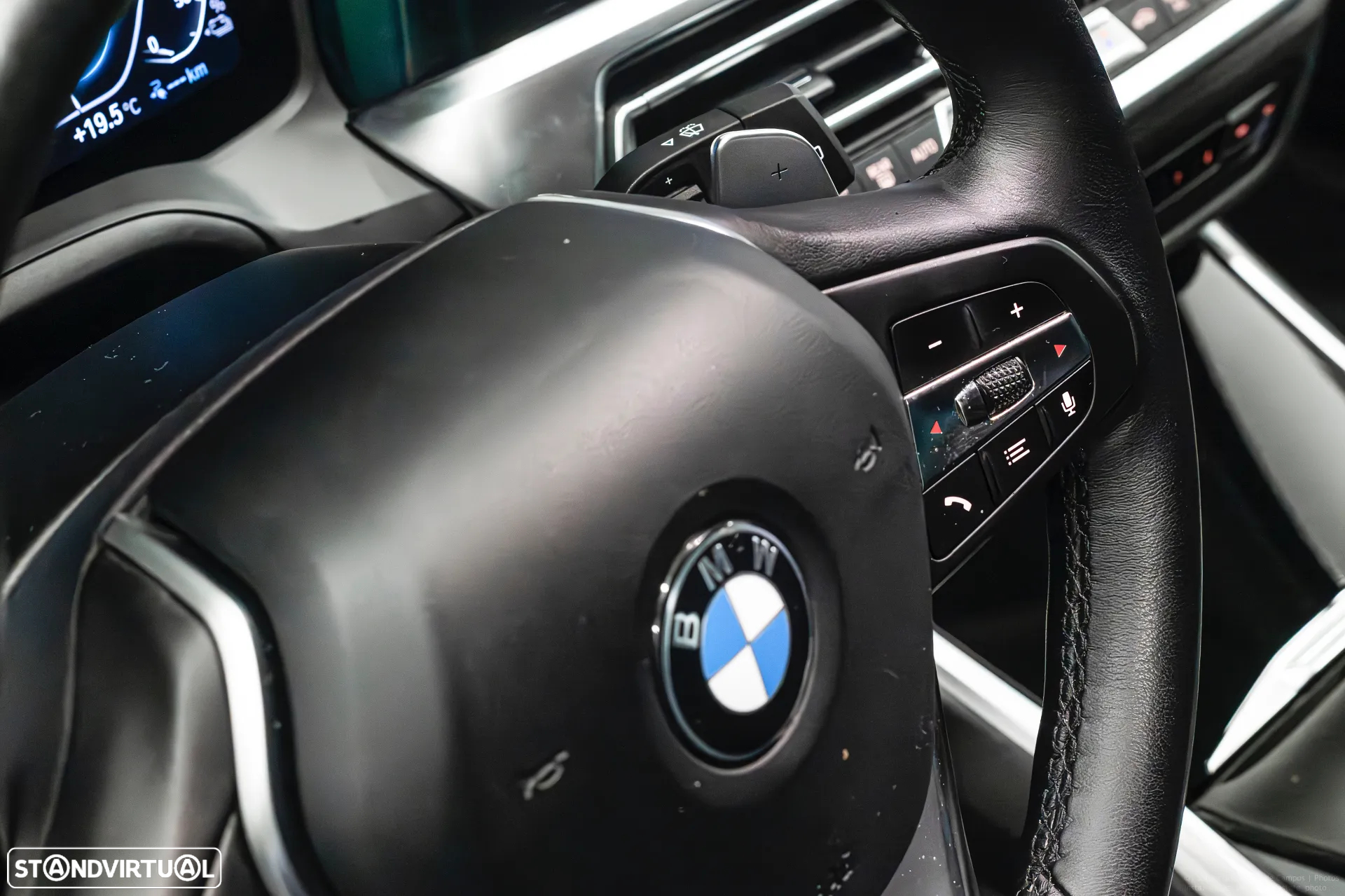 BMW 330 e Touring Pack M Auto - 19
