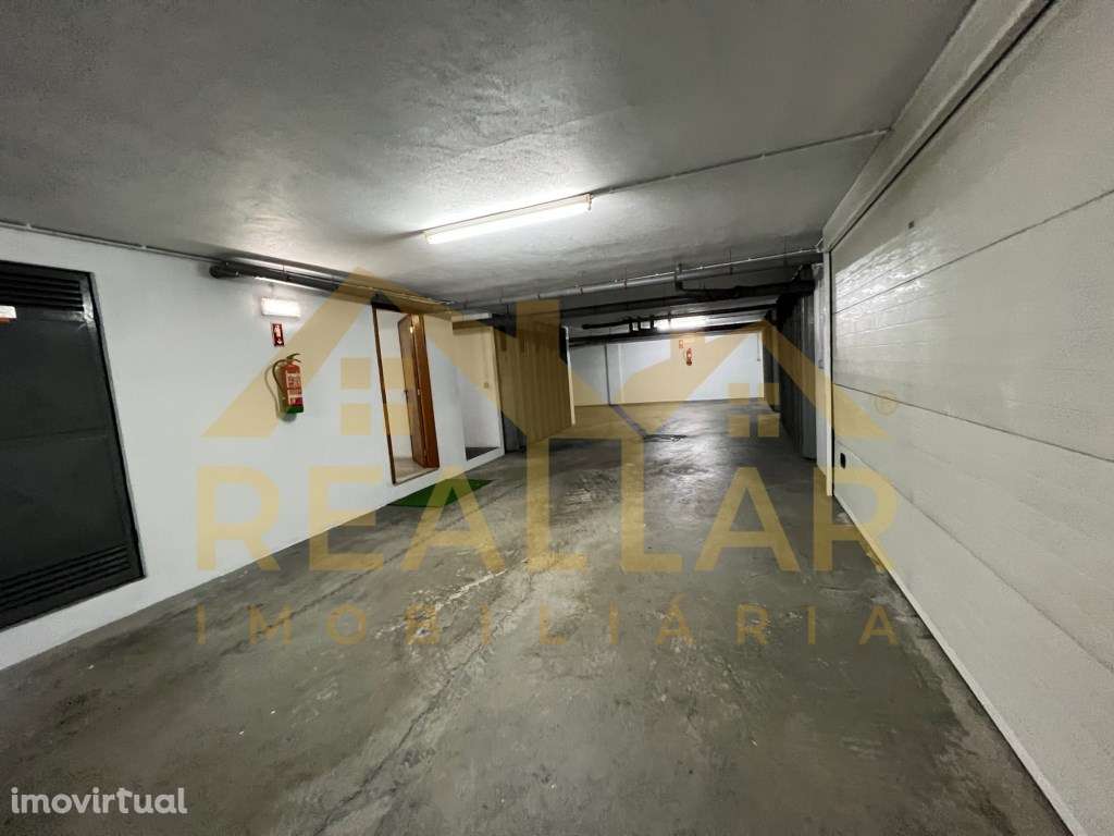 1 Garagem na Póvoa de Varzim - Grande imagem: 2/10
