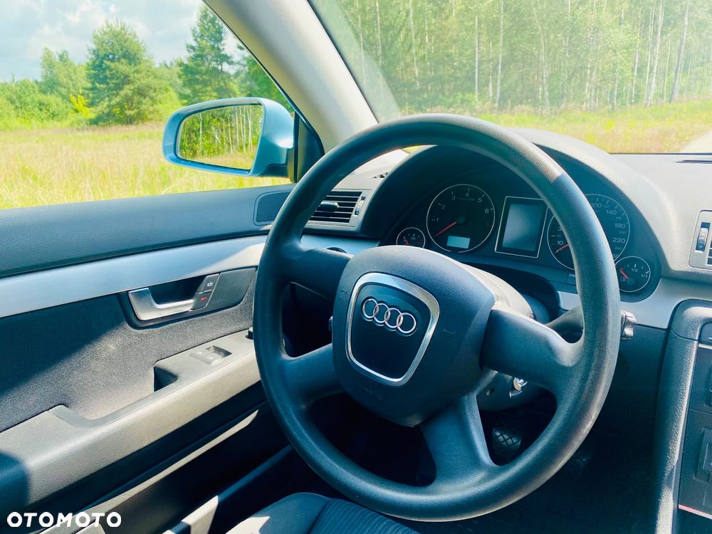 Audi A4 Limousine 2 - 36