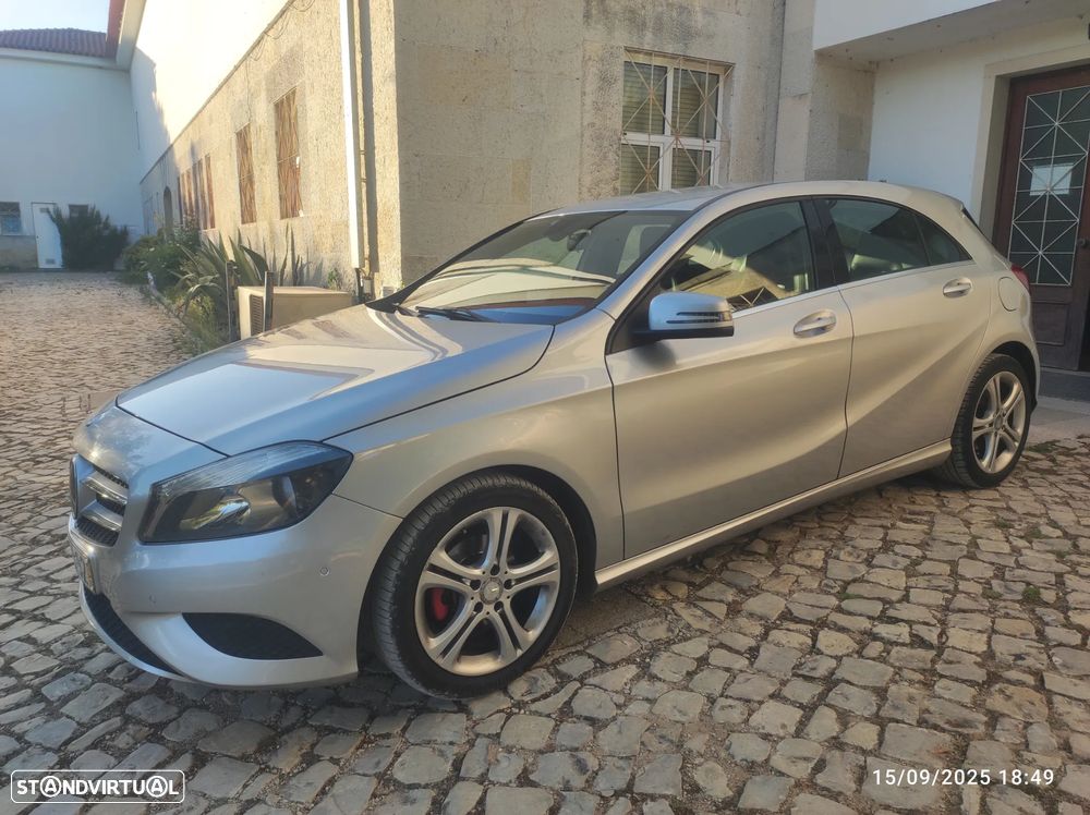 Mercedes-Benz CLA 180 d Shooting Brake Urban - 12