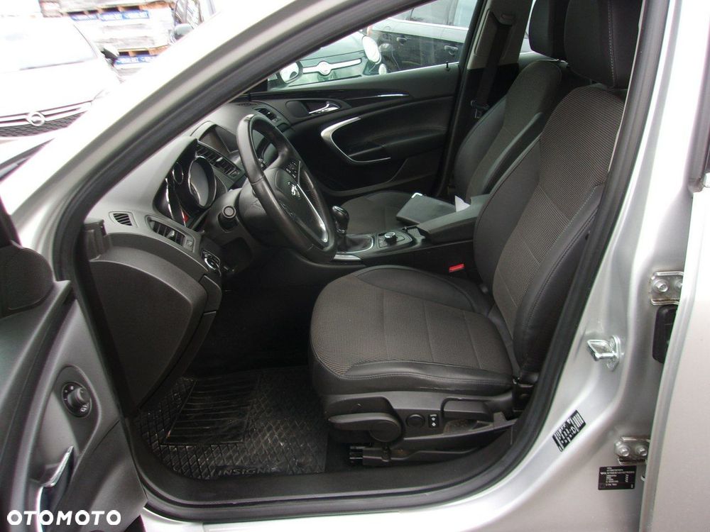 Opel Insignia 1.6 Turbo Cosmo - 14