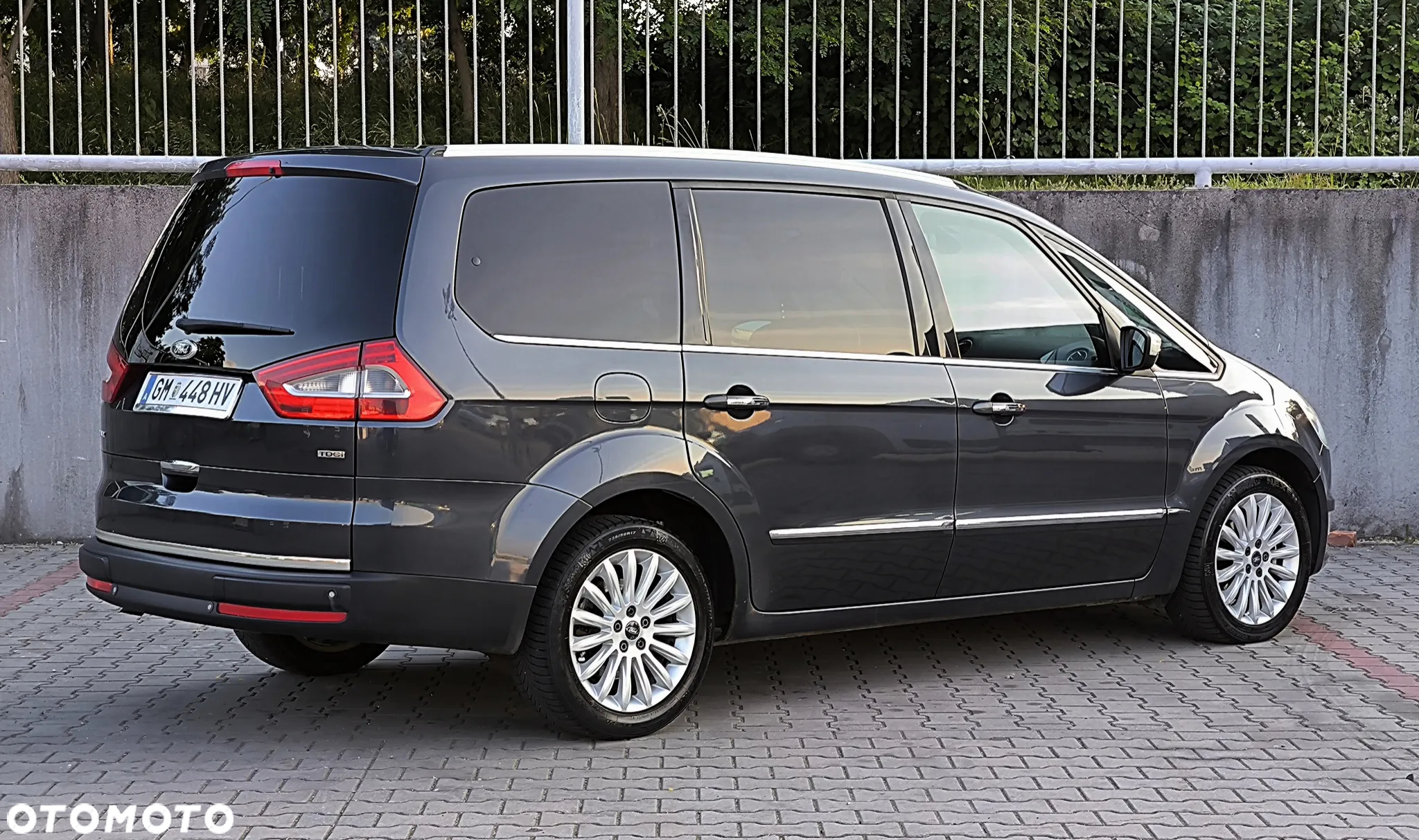 Ford Galaxy 2.0 TDCi Titanium - 4