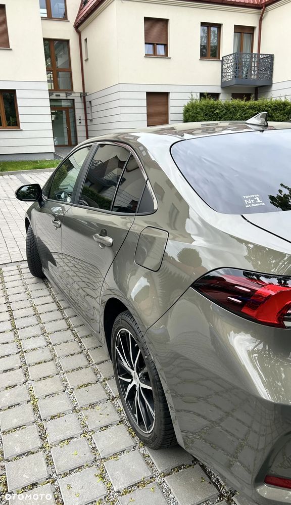 Toyota Corolla 1.8 Hybrid Comfort - 4