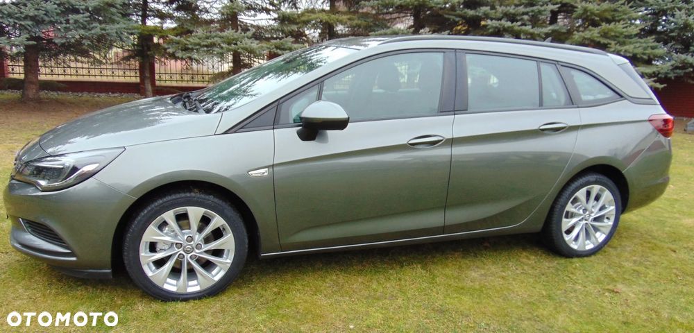 Opel Astra 1.4 Turbo Innovation - 4