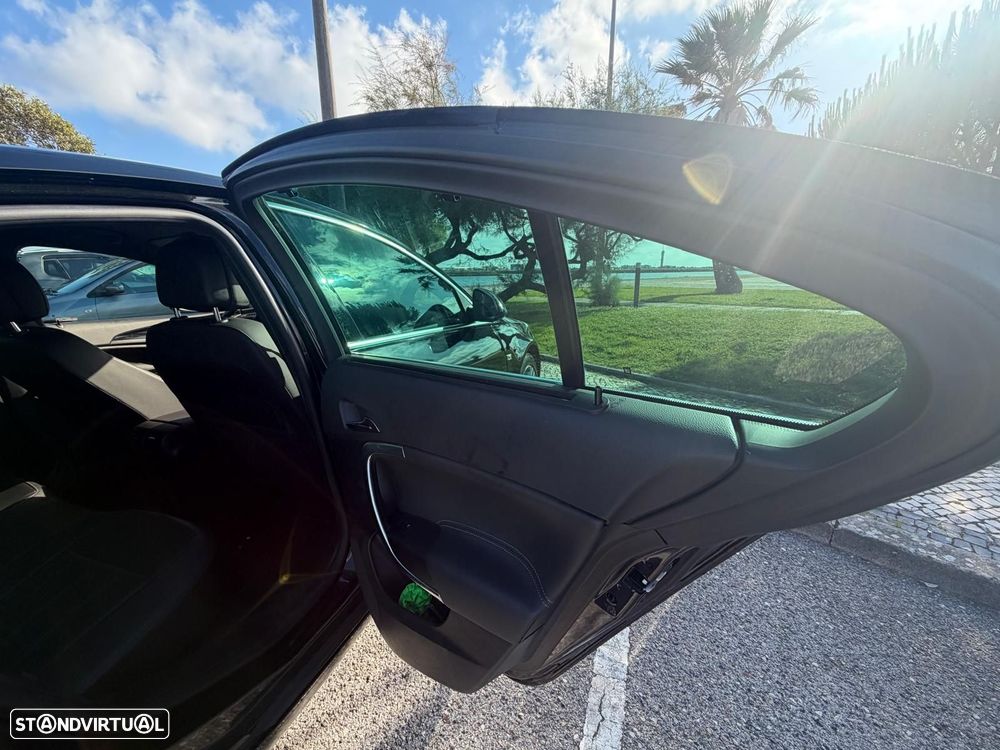 Opel Insignia - 8