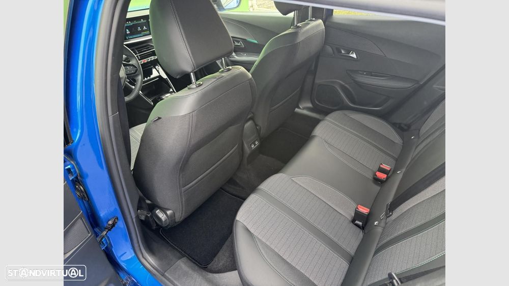 Peugeot e-2008 50 kWh Allure - 12