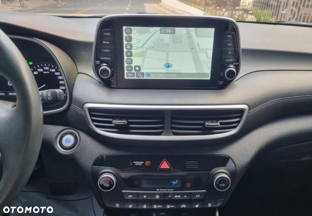 Hyundai Tucson 2.0 CRDi Premium 4WD - 12