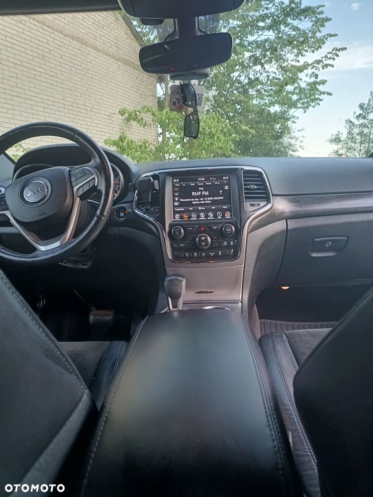 Jeep Grand Cherokee - 9