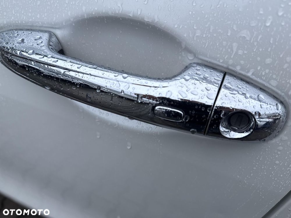 Toyota Hilux 2.4 D-4D Double Cab SR5 4x4 - 28