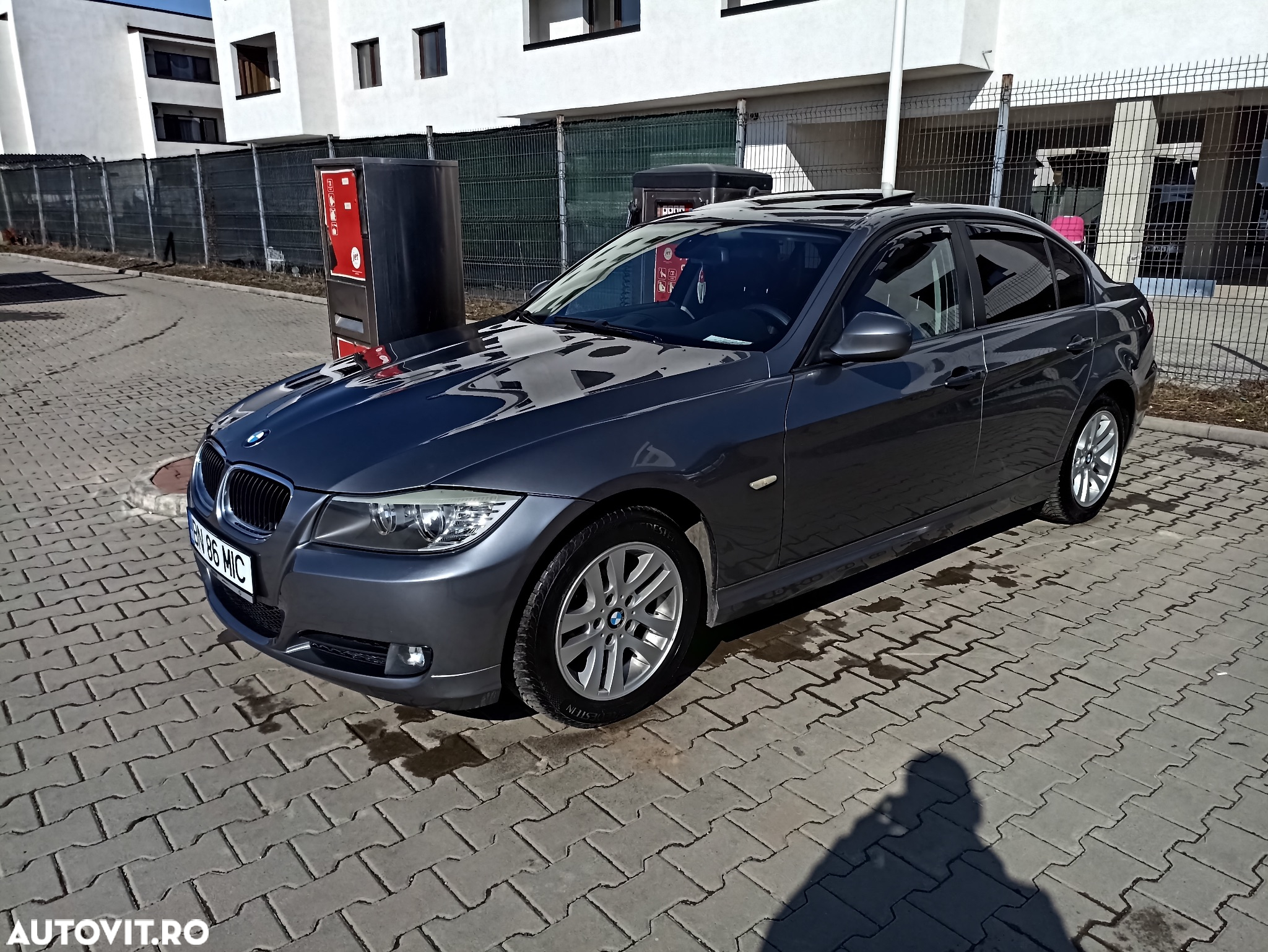 BMW Seria 3 ver-318d - 21