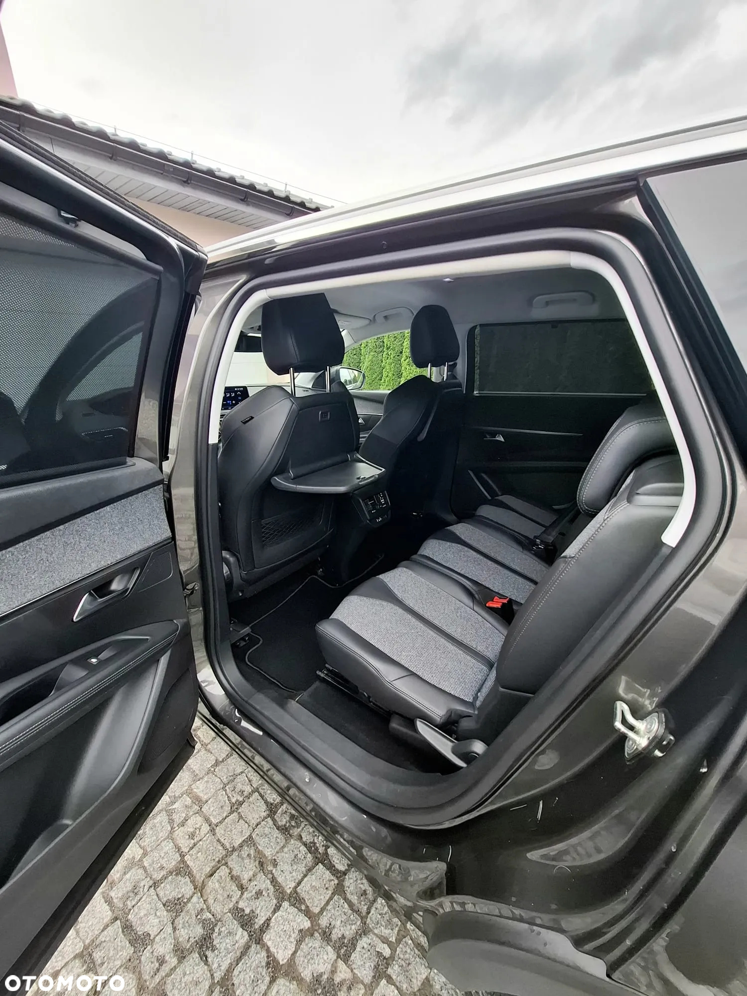 Peugeot 5008 - 10
