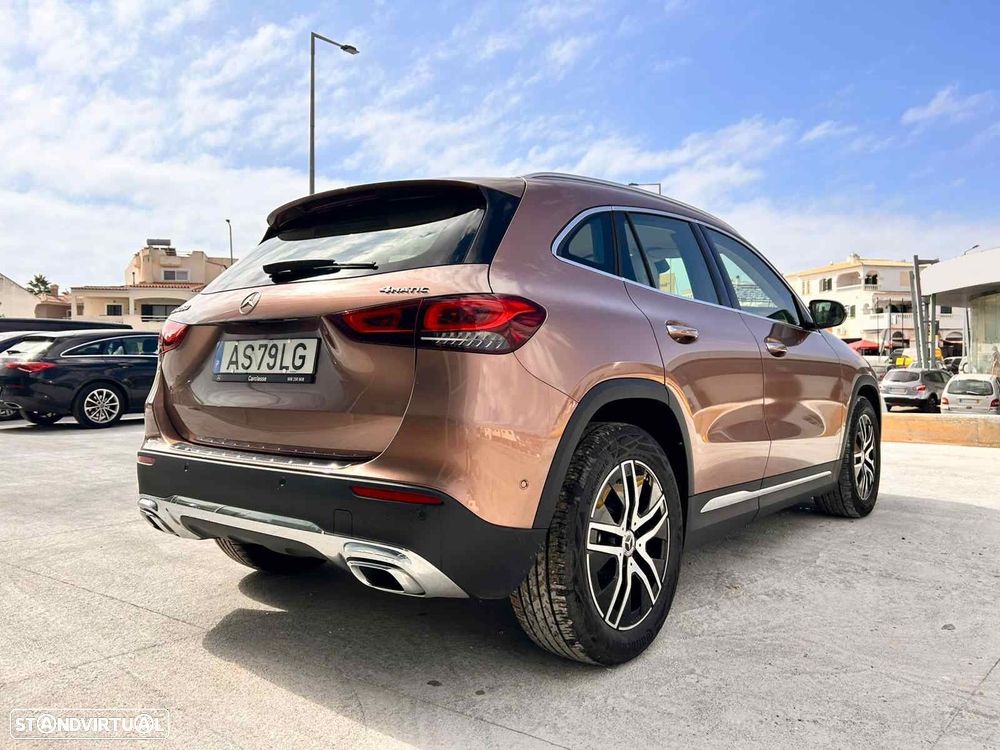 Mercedes-Benz GLA 250 - 8